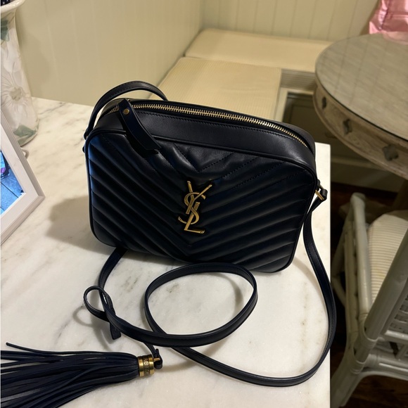 SAINT LAURENT
Lou Medium YSL Camera Bag Leather Navy New With Tags Never Used - Picture 2 of 5